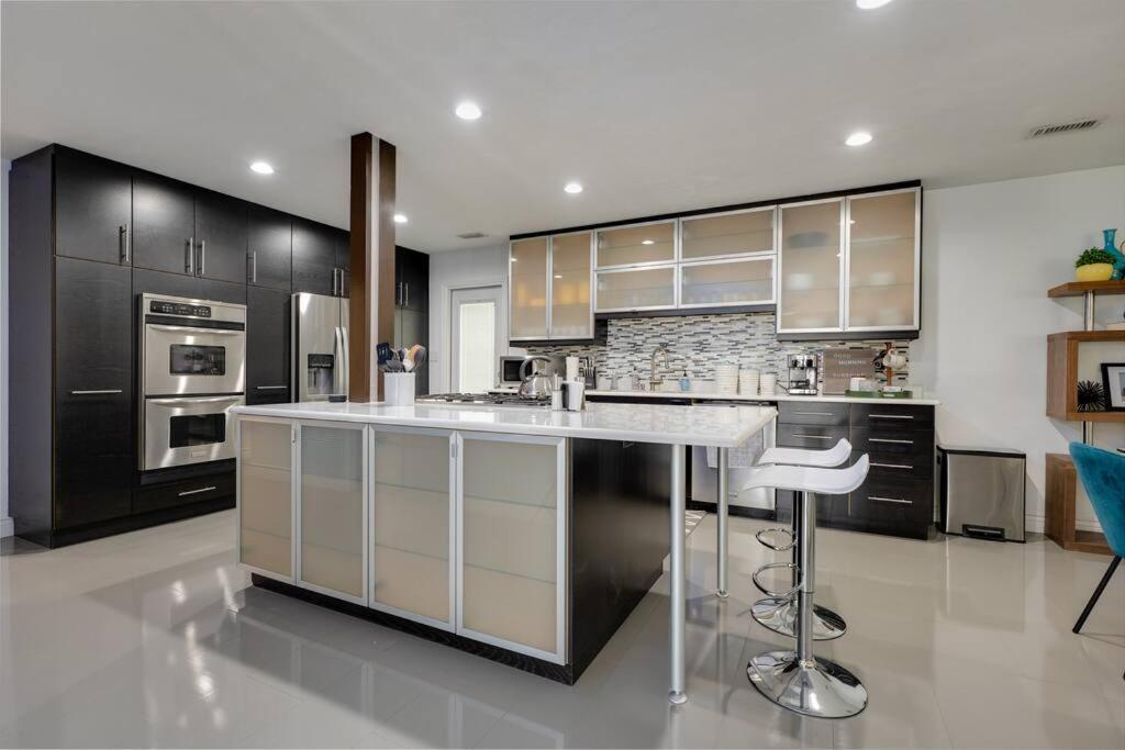 Uf Sunshine House - Patio & Bbq - Chef Kitchen - Ev Car Station - Upscale Neighborhood! Villa Gainesville Kültér fotó